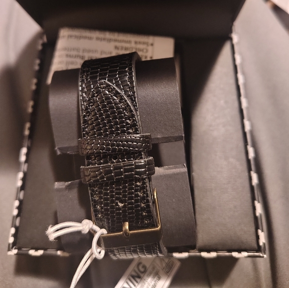 Mickey Mouse Gold and Black Watch - Picture 2 of 5